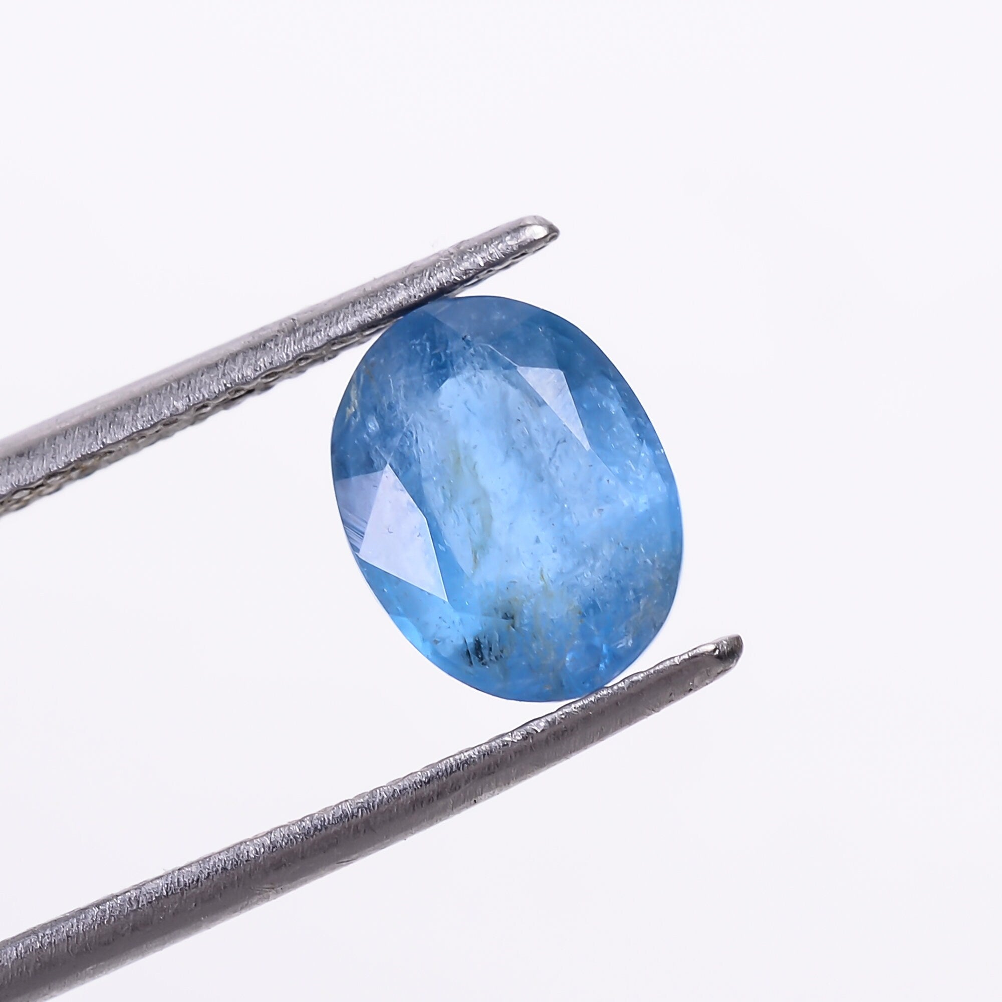 natural blue kyanite oval shape cut stone loose gemstone